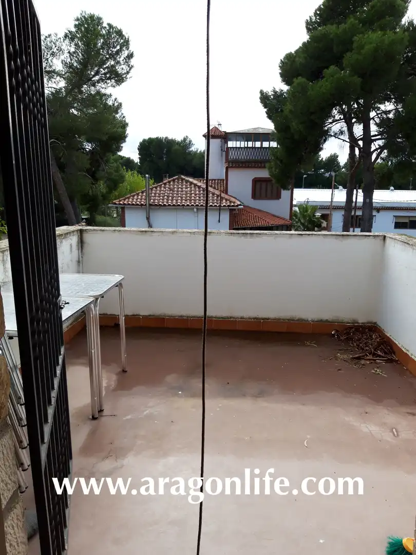 Terrassa de Casa o xalet en venda en Caspe amb Aire condicionat, Calefacció i Jardí privat