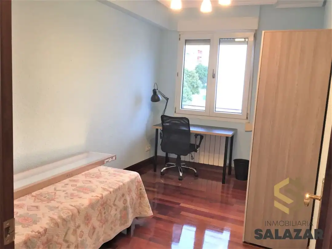 Habitación de Piso de alquiler en Bilbao  con Calefacción