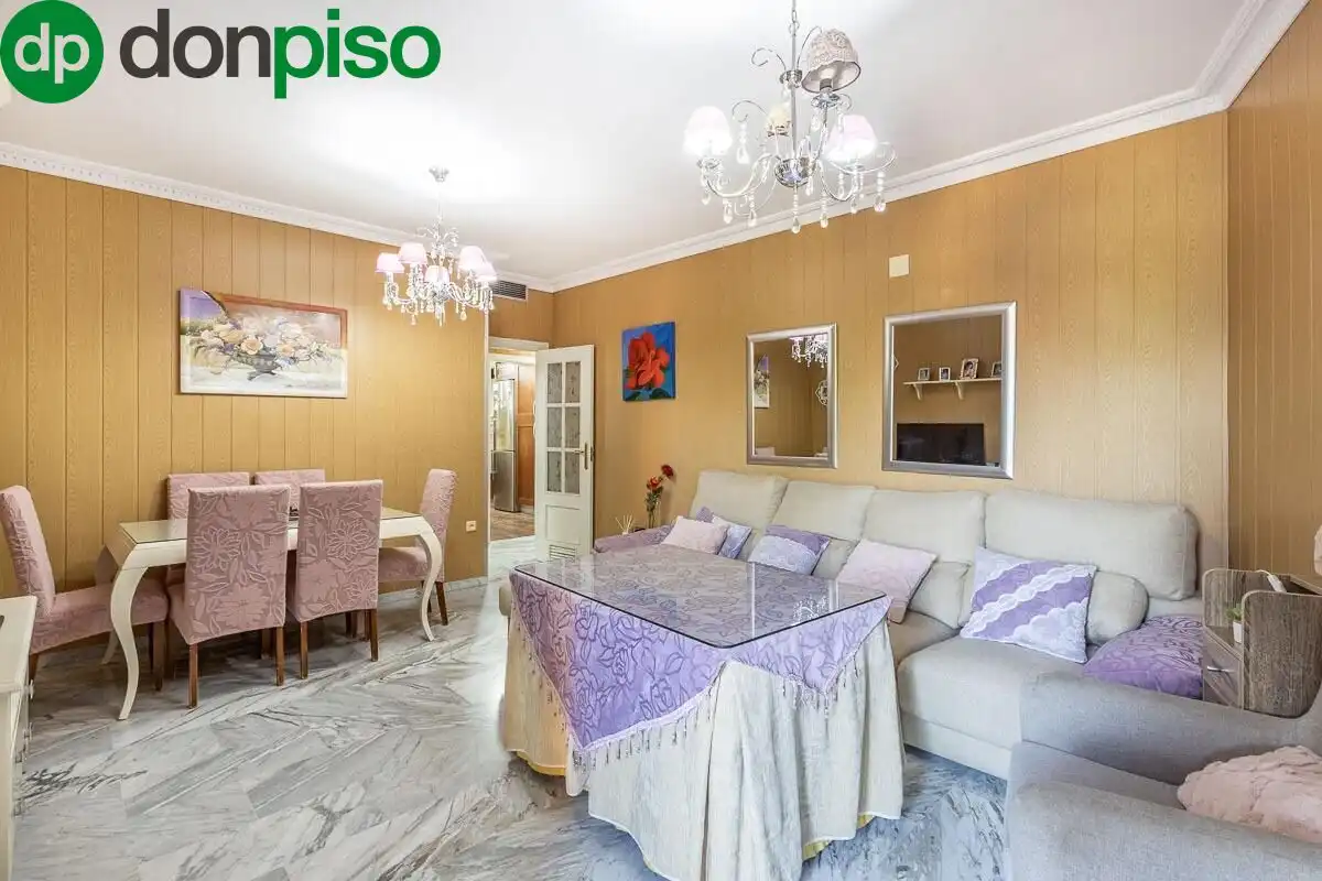Wohnzimmer von Wohnung zum Verkauf in Granada mit Klimaanlage und Terrasse