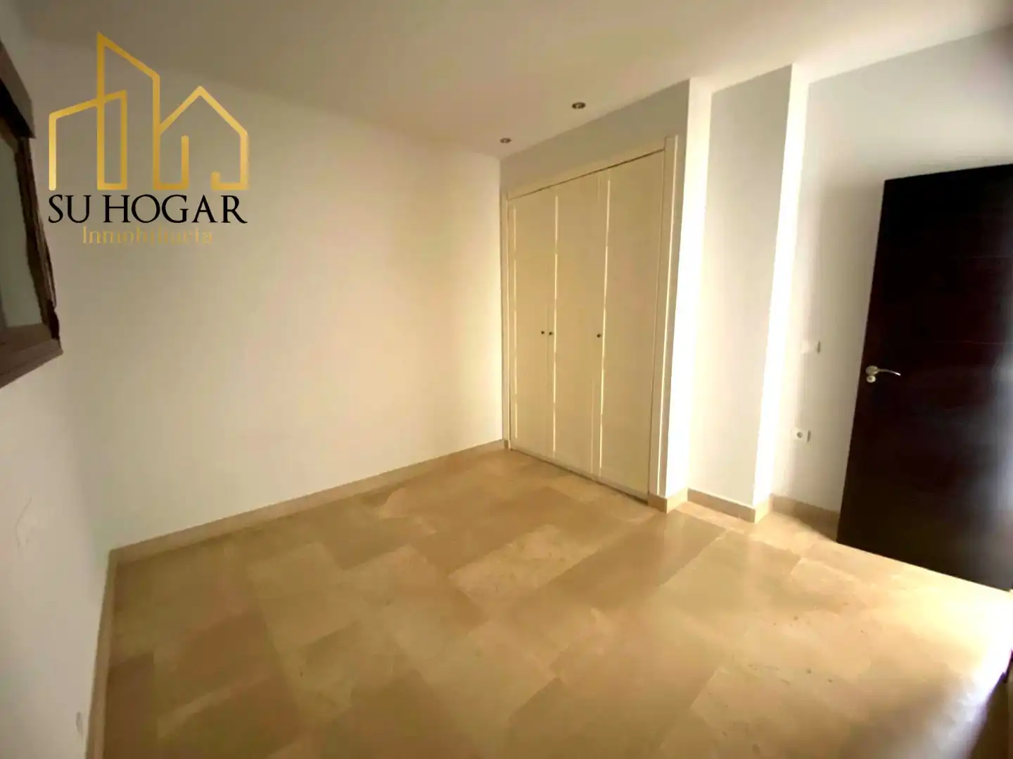 Dormitori de Casa o xalet en venda en Rota amb Aire condicionat, Jardí privat i Terrassa