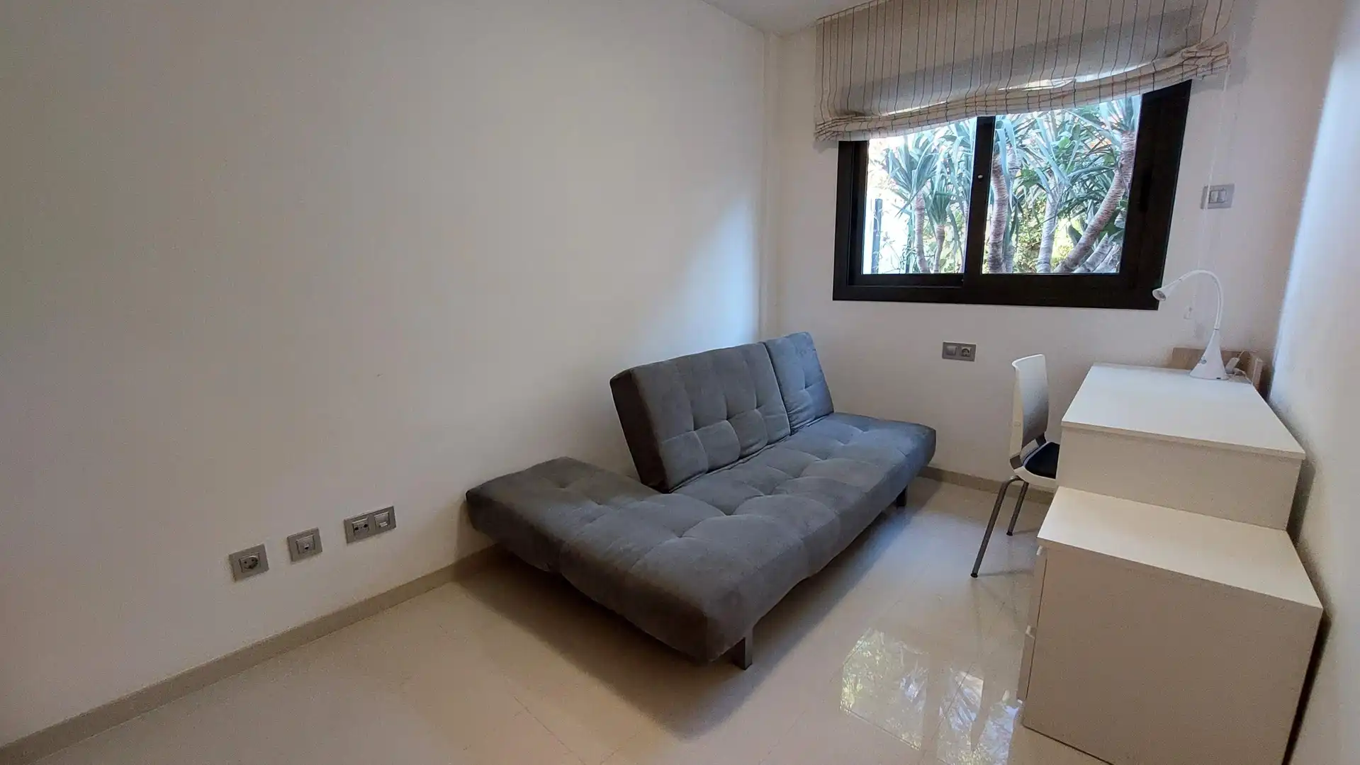 Habitación de Casa adosada en venta en Salou con Aire acondicionado, Calefacción y Jardín privado