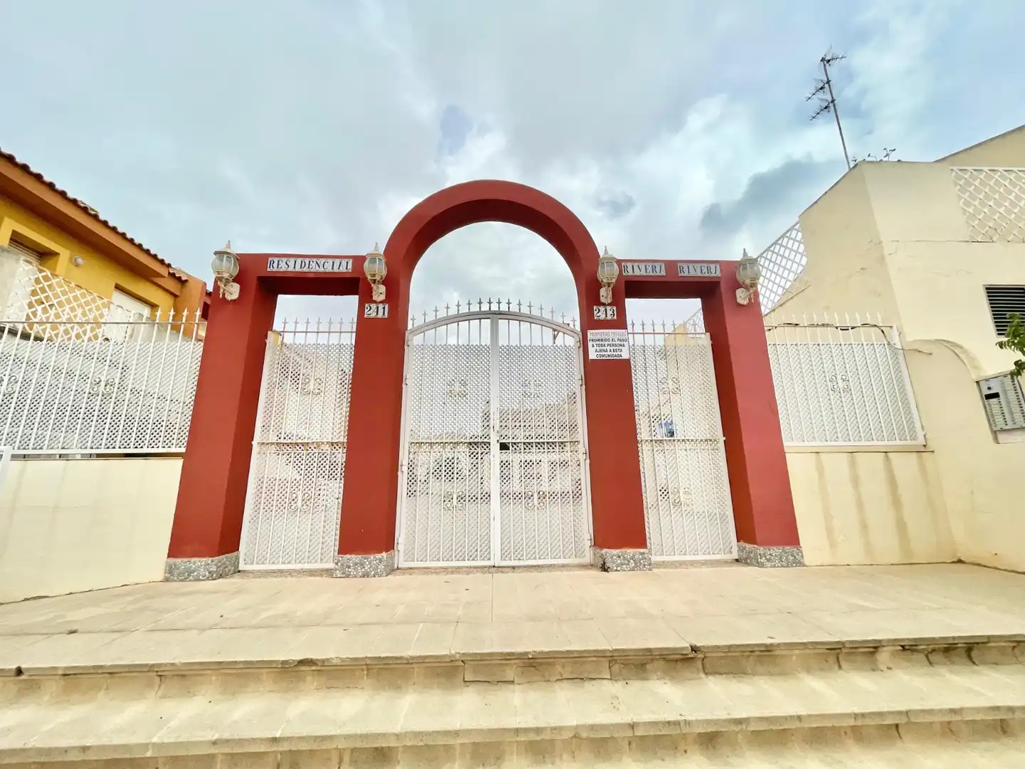 Vista exterior de Casa o chalet de alquiler en San Javier con Aire acondicionado, Calefacción y Piscina
