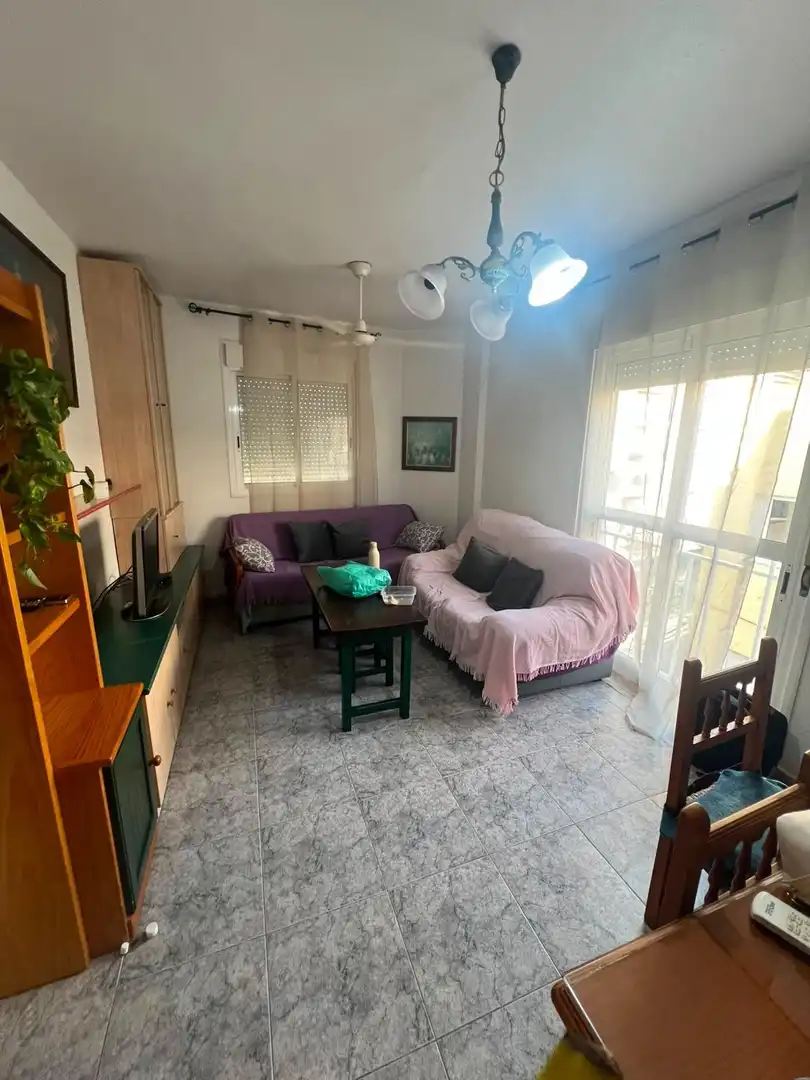 Apartament amb ascensor de lloguer a Ciudad Jardín - Tagarete - El Zapillo, imagen 7