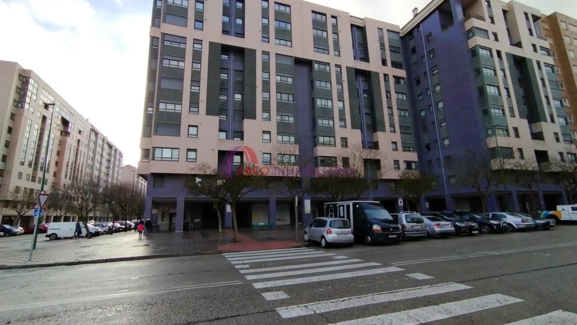 Vista exterior de Dúplex en venta en Burgos Capital con Calefacción, Parquet y Terraza