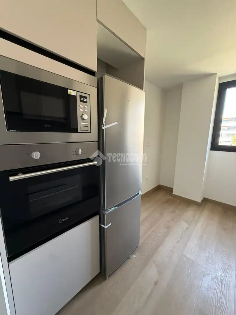 Küche von Wohnung zur Miete in Camas mit Terrasse und Abstellraum