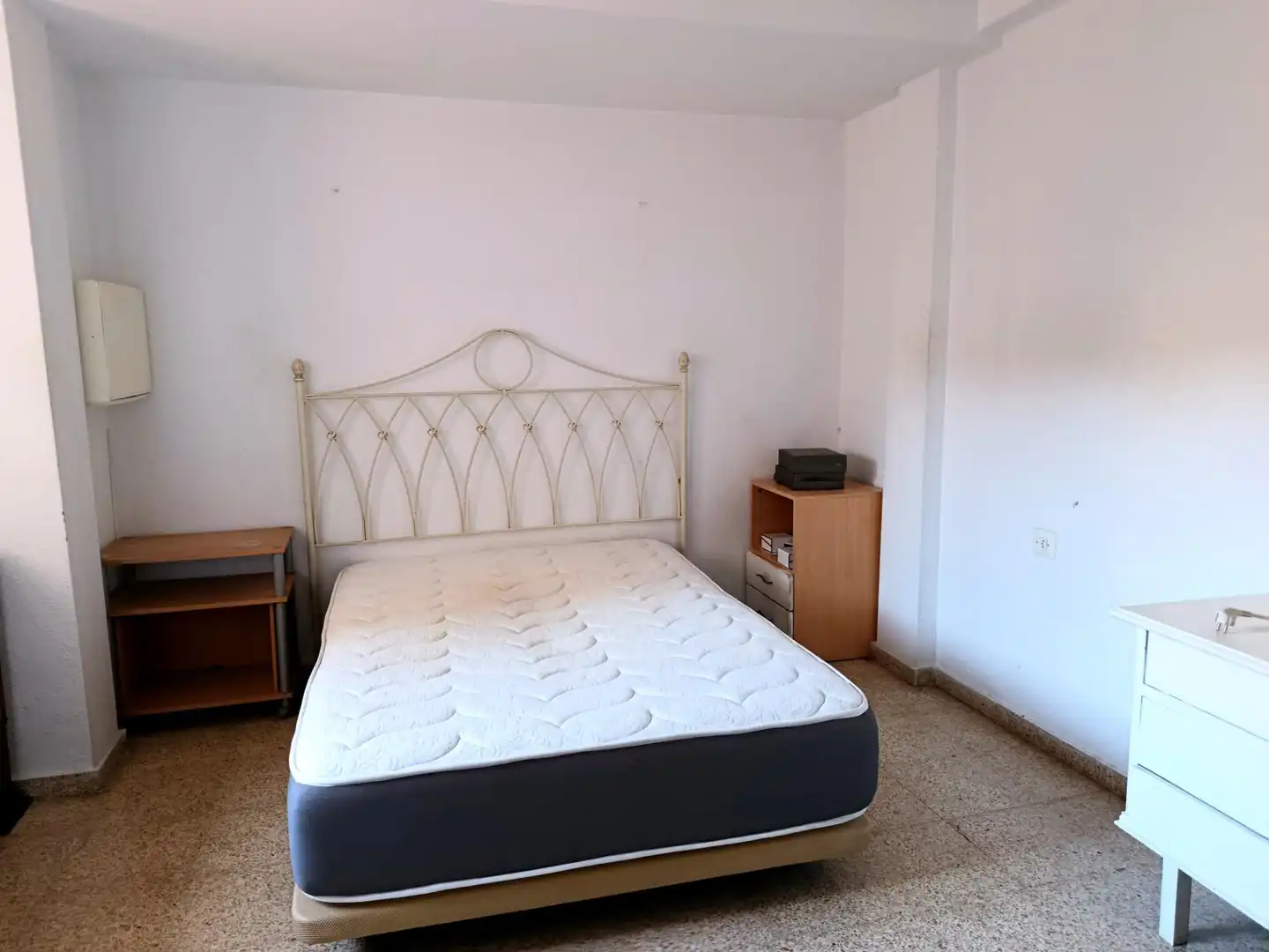 Dormitori de Pis en venda en Alicante / Alacant amb Balcó i Alarma