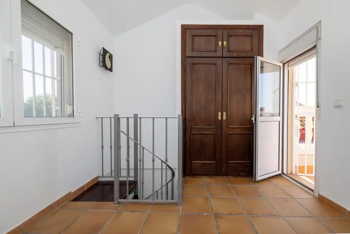 Casa adosada en venta en Valencina de la Concepción con Aire acondicionado, Calefacción y Terraza