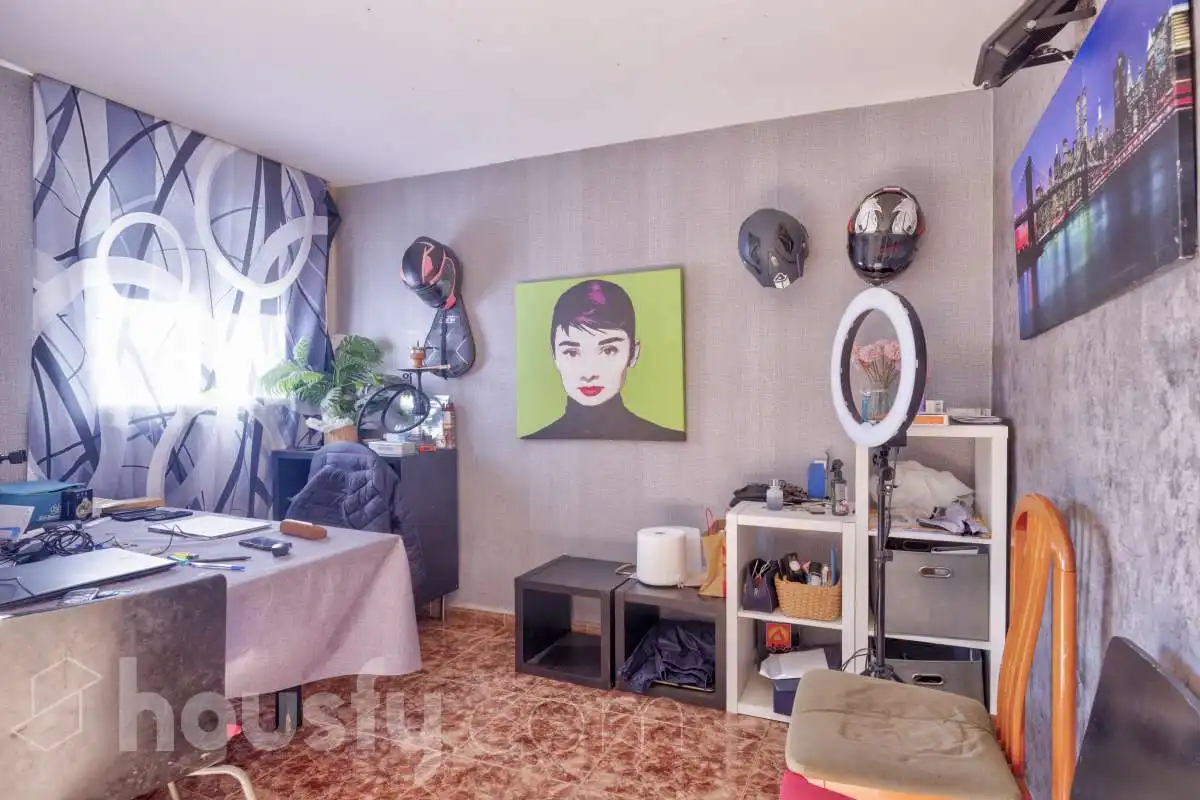 Schlafzimmer von Wohnung zum Verkauf in Barcelona mit Klimaanlage, Terrasse und Balkon