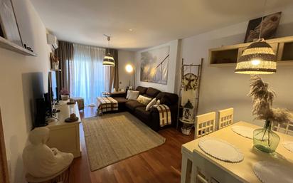 Living room of Flat for sale in Santa Coloma de Cervelló  with Air Conditioner, Heating and Parquet flooring