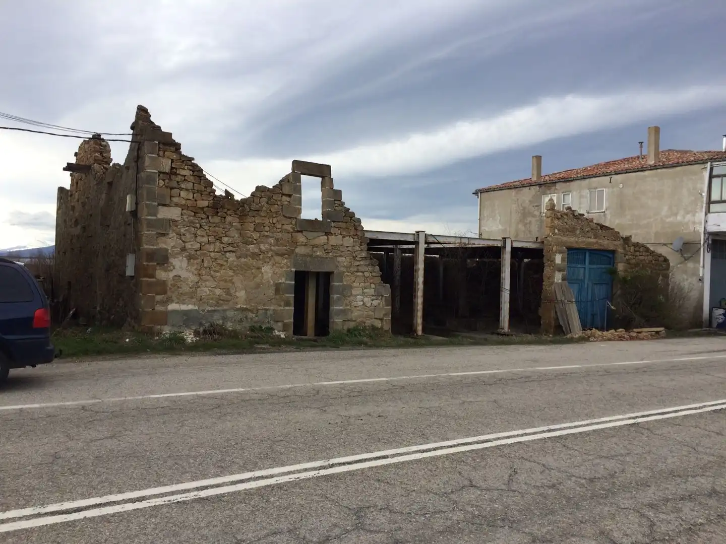 Außenansicht von Residential zum Verkauf in Valle de Valdebezana
