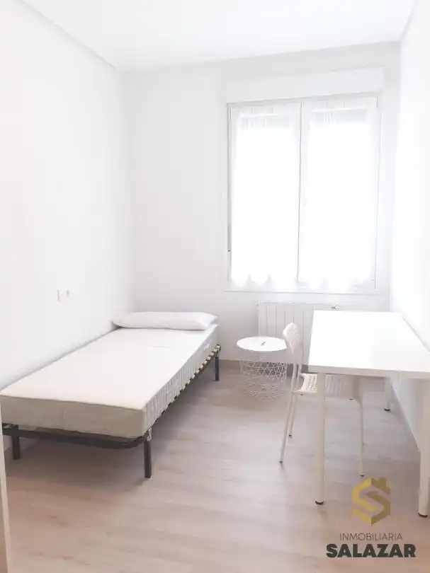Piso de alquiler en Ramón y Cajal Etorbidea, San Pedro de Deusto - La Ribera