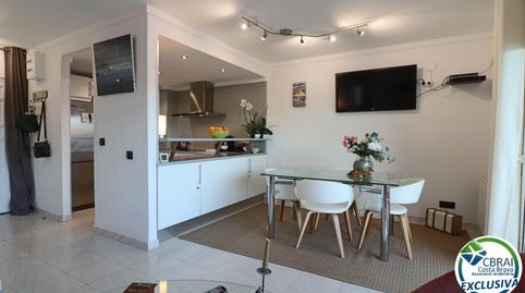 Foto 2 de Piso en venta en Moxó - Sant Mori, Empuriabrava