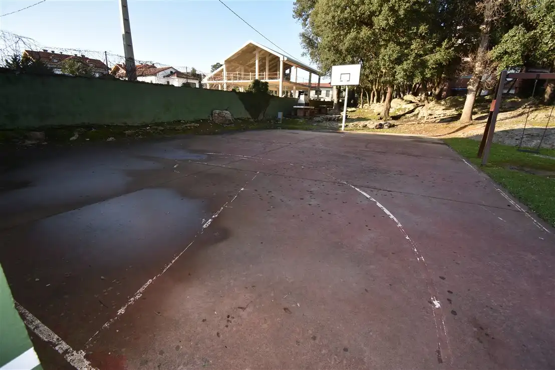 Vista exterior de Àtic en venda en Noja amb Calefacció, Terrassa i Piscina comunitària