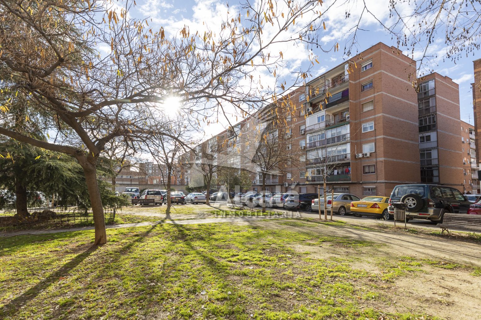 Vista exterior de Pis en venda en Alcalá de Henares amb Aire condicionat, Calefacció i Terrassa