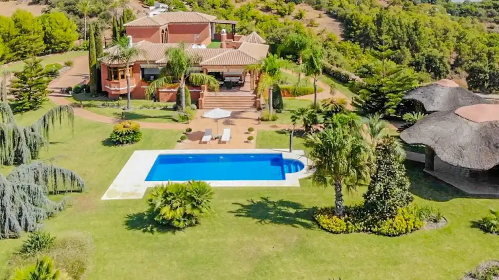 Casa rústica amb terrassa en venda a Coín, imagen 2