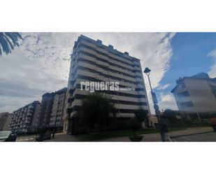 Exterior view of Duplex for sale in Avilés  with Heating, Terrace and Storage room