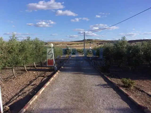 Casa rústica en venda a Valdepeñas, imagen 2
