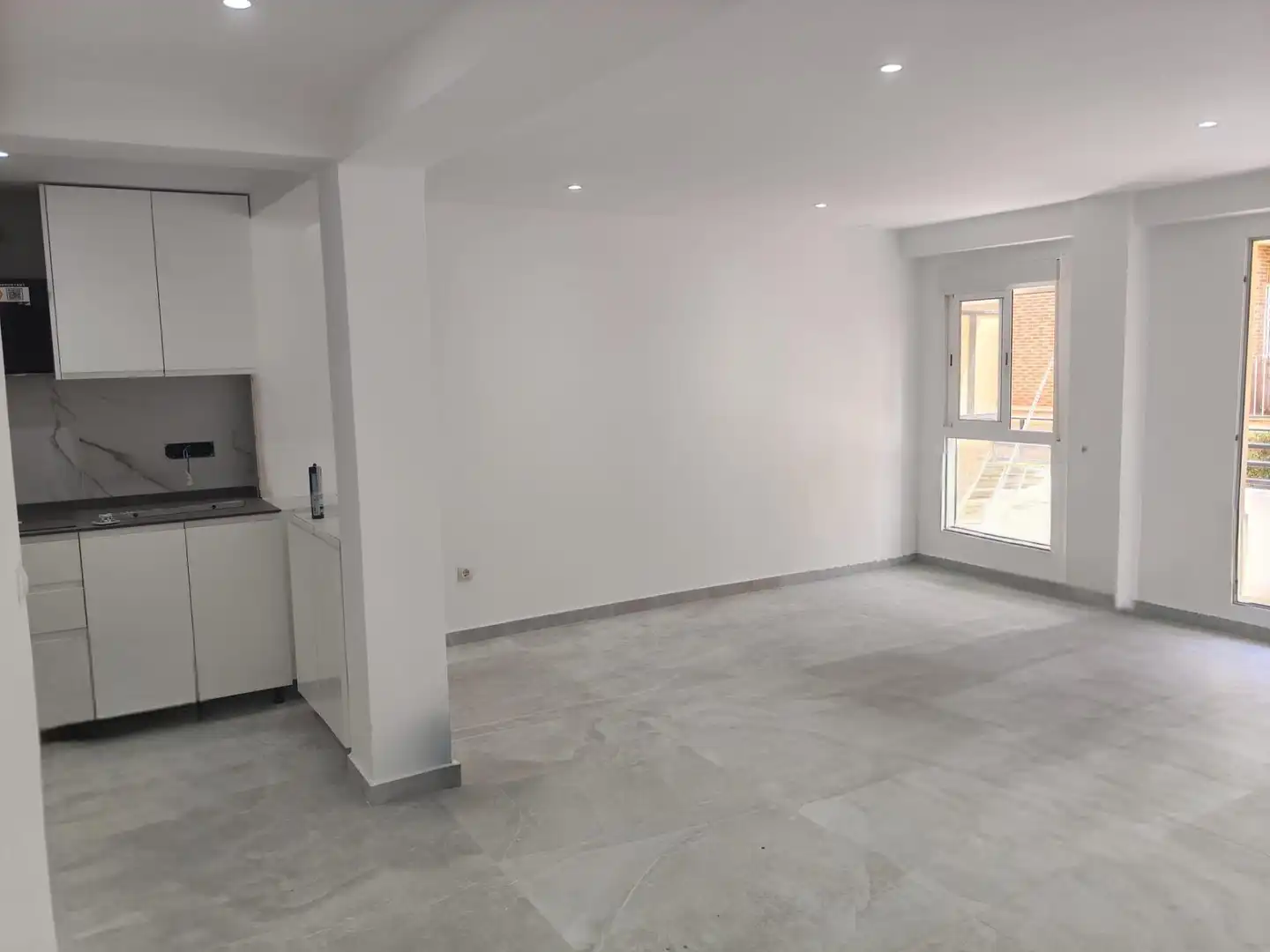 Flat with lift for sale in Benetússer, imagen 3
