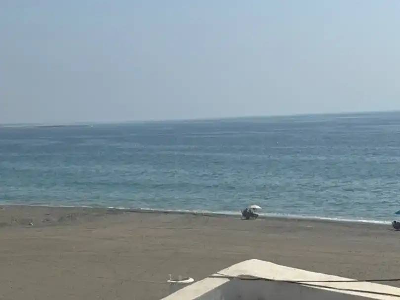 Vista exterior de Piso en venta en Estepona con Aire acondicionado, Piscina y Balcón