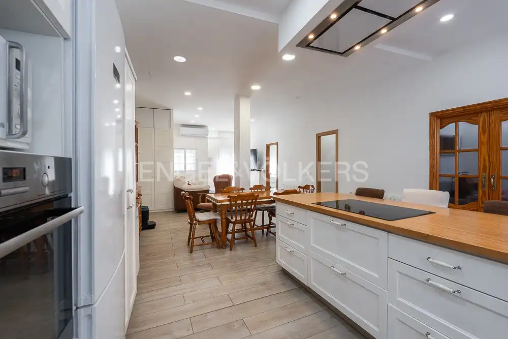 Cocina de Casa o chalet en venta en Valencia con Aire acondicionado, Calefacción y Trastero