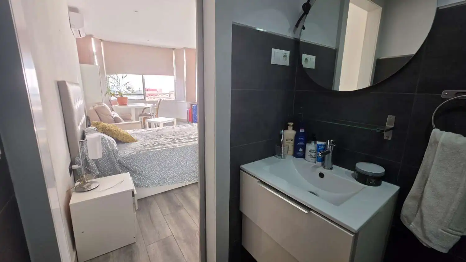 Bathroom of Study for rent in Torremolinos  with Air Conditioner, Heating and Furnished