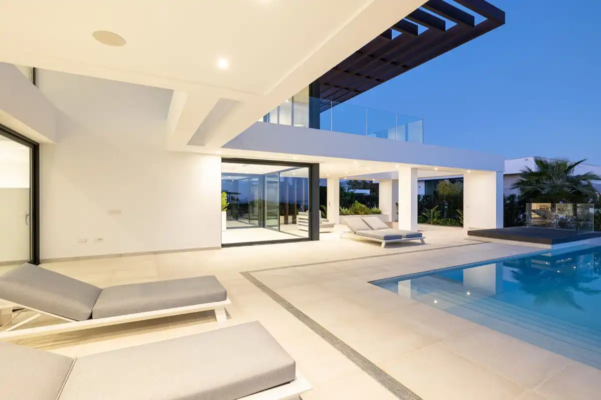 Terraza de Casa o chalet de alquiler con opción a compra en Estepona con Aire acondicionado, Calefacción y Jardín privado