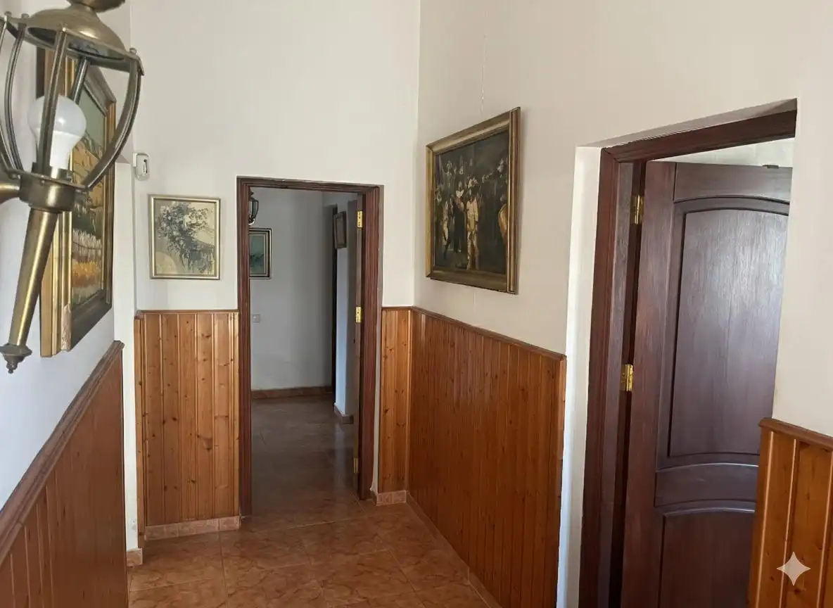 Houses for sale in Algeciras  with Private garden