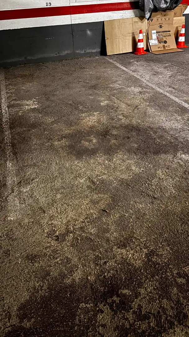 Garatge de lloguer a Carrer Veneçuela, Ocata
