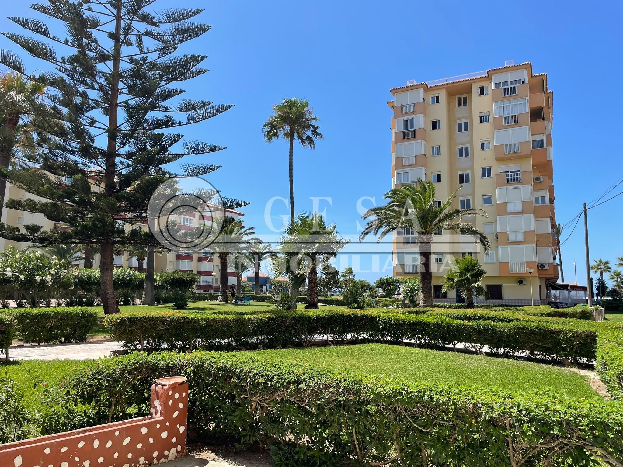 Vista exterior de Piso en venta en Torrox con Aire acondicionado, Calefacción y Piscina