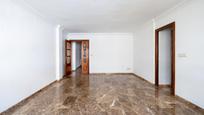 Flat for sale in  Granada Capital  with Air Conditioner, Heating and Parquet flooring