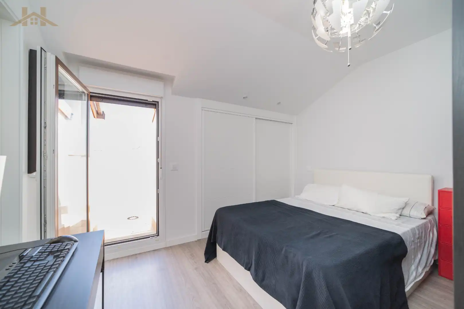 Habitación de Dúplex en venta en Navalcarnero con Calefacción, Terraza y Amueblado