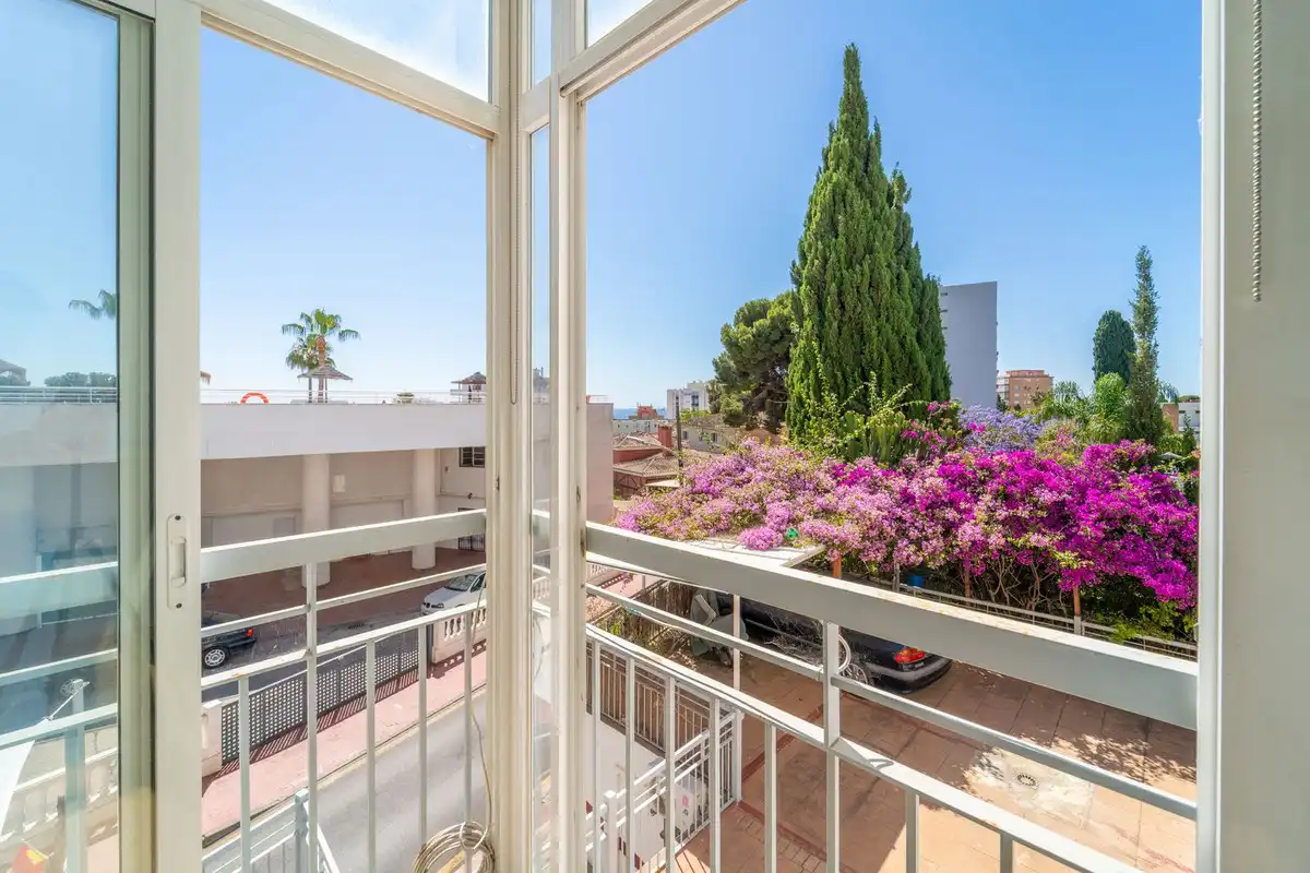Terrasse von Wohnung zum Verkauf in Benalmádena mit Klimaanlage und Gemeinschaftspool