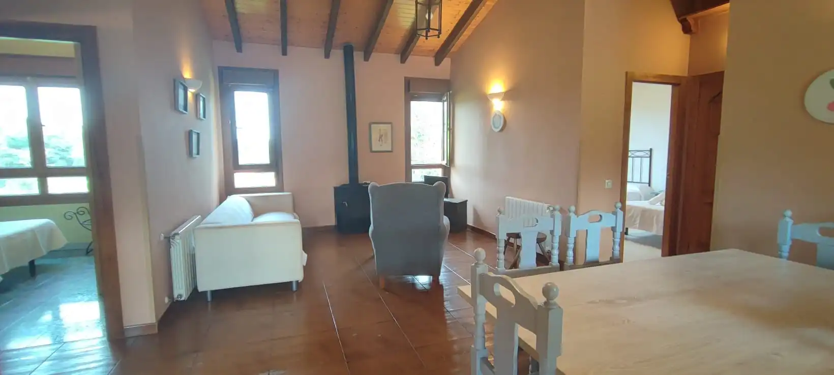 Wohnzimmer von Country house zum Verkauf in Llanes mit Heizung, Privatgarten und Terrasse