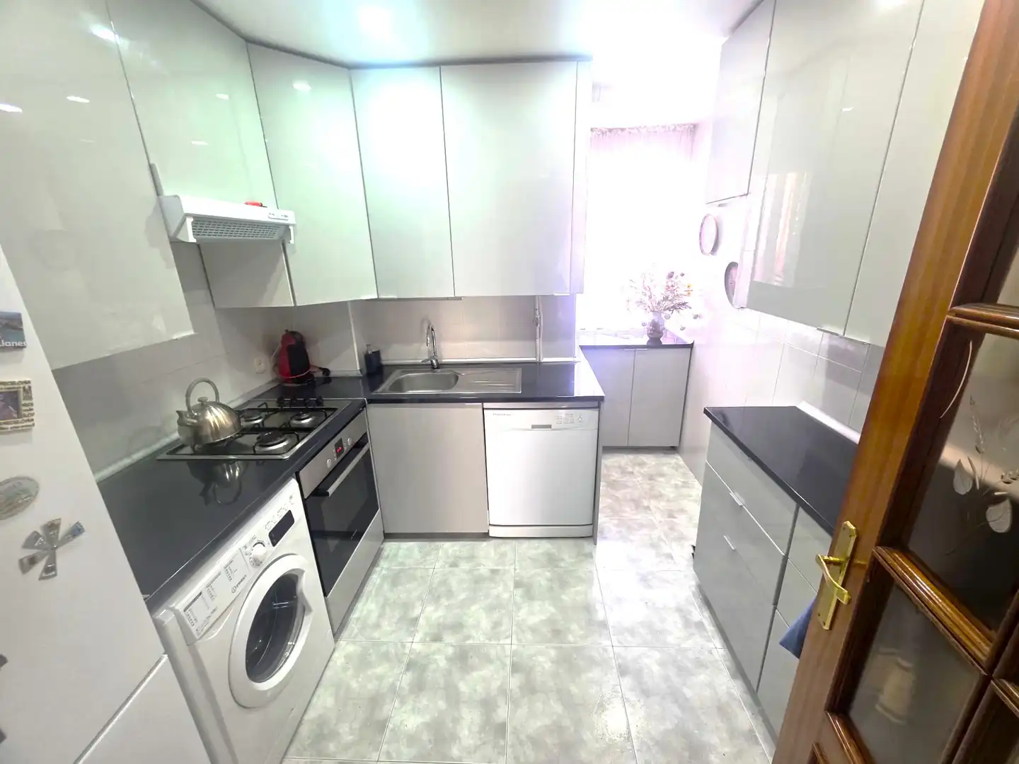 Kitchen of Flat for sale in Madrid  with Air Conditioner, Heating and Parquet flooring
