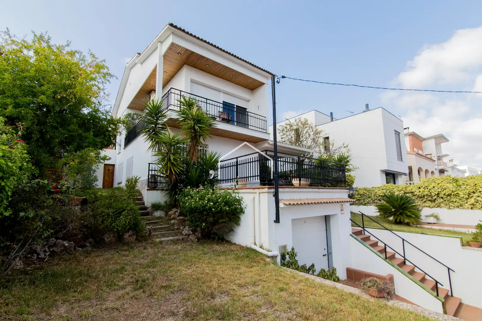 Houses for sale in Califòrnia - Santa Madrona
