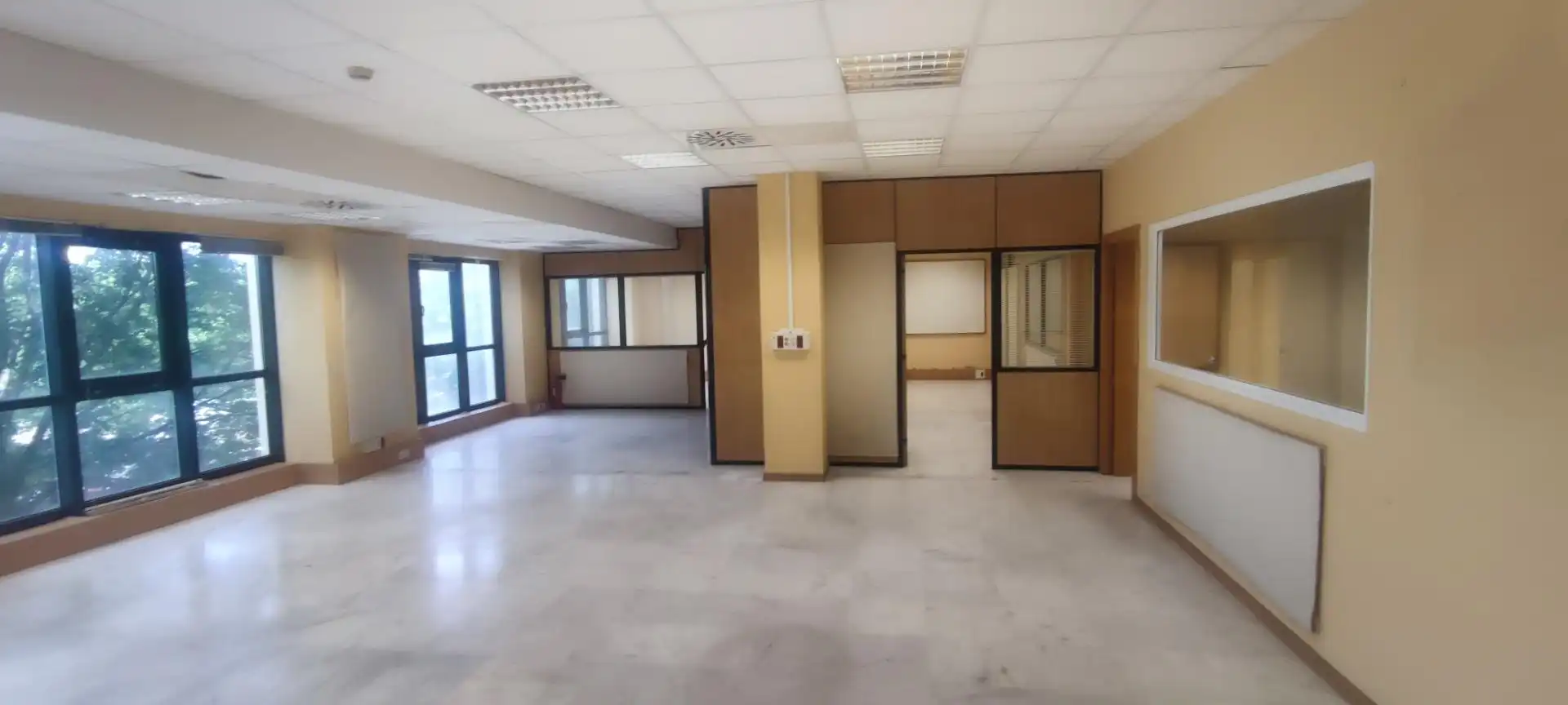 Büro zur Miete in Sevilla mit Klimaanlage
