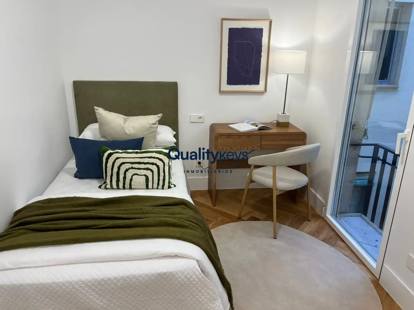 Bedroom of Flat for sale in Madrid  with Air Conditioner, Heating and Storage room