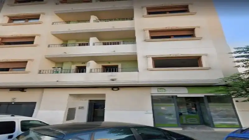 Piso en venta en Calle San Luis 60