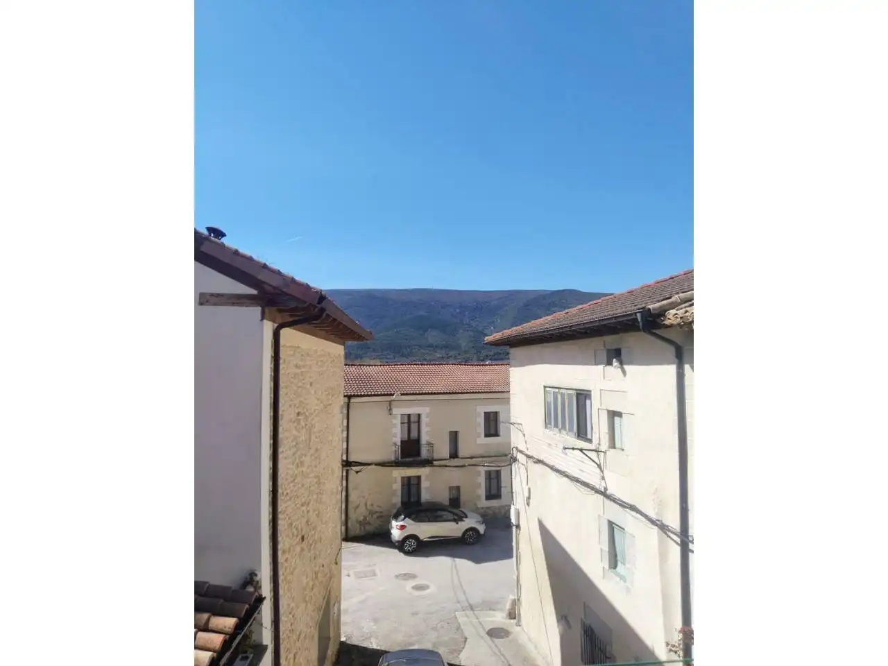 Außenansicht von Wohnung zum Verkauf in Merindad de Cuesta-Urria mit Heizung, Abstellraum und Möbliert