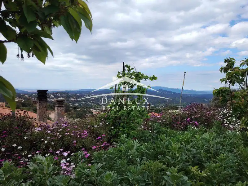 Casa o xalet en venda a Aiguaviva Parc