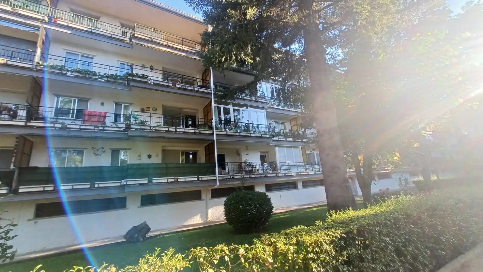 Vista exterior de Pis en venda en Collado Villalba amb Calefacció, Terrassa i Traster