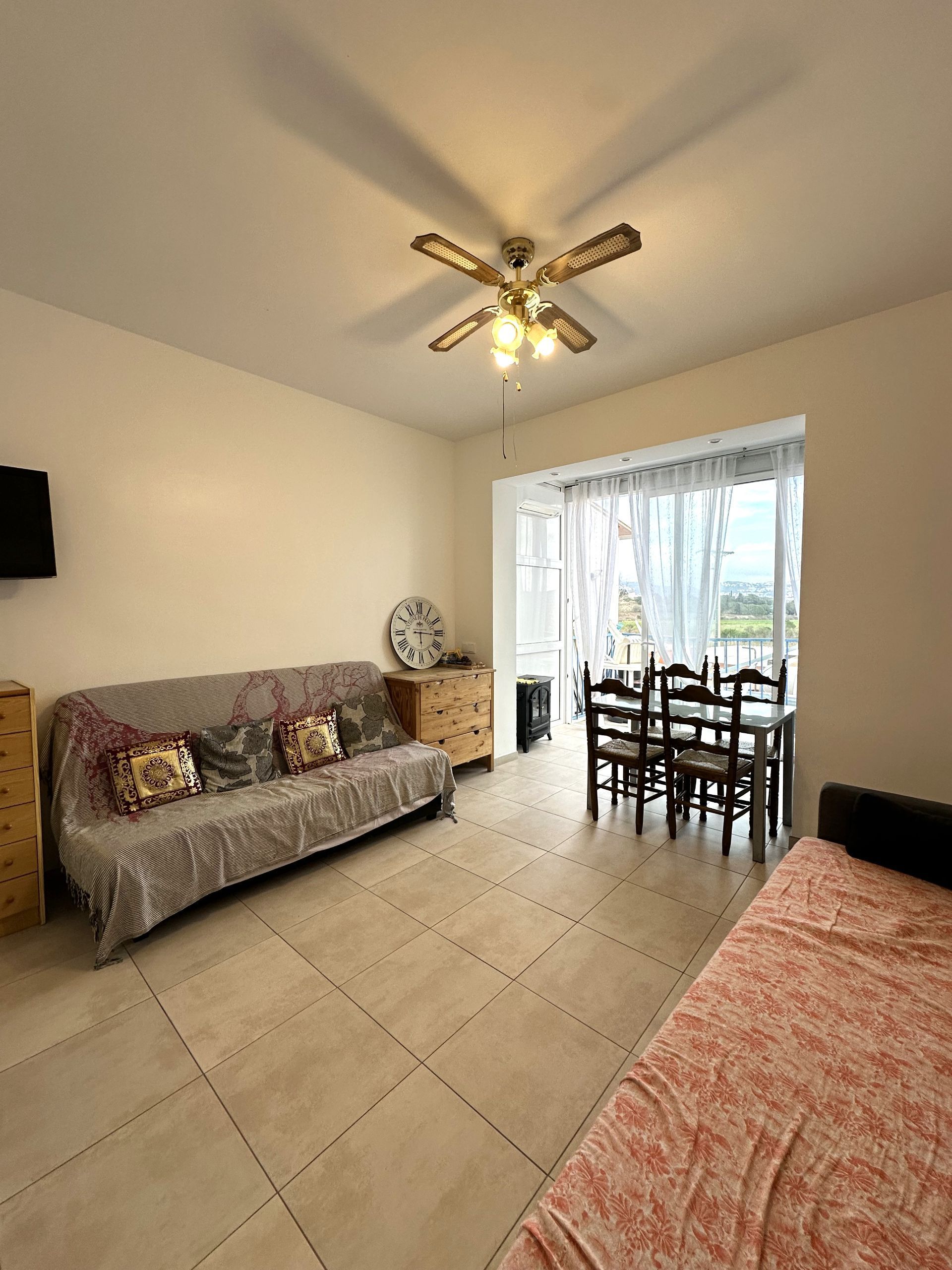 Menjador de Estudi en venda en Roses amb Aire condicionat, Calefacció i Terrassa