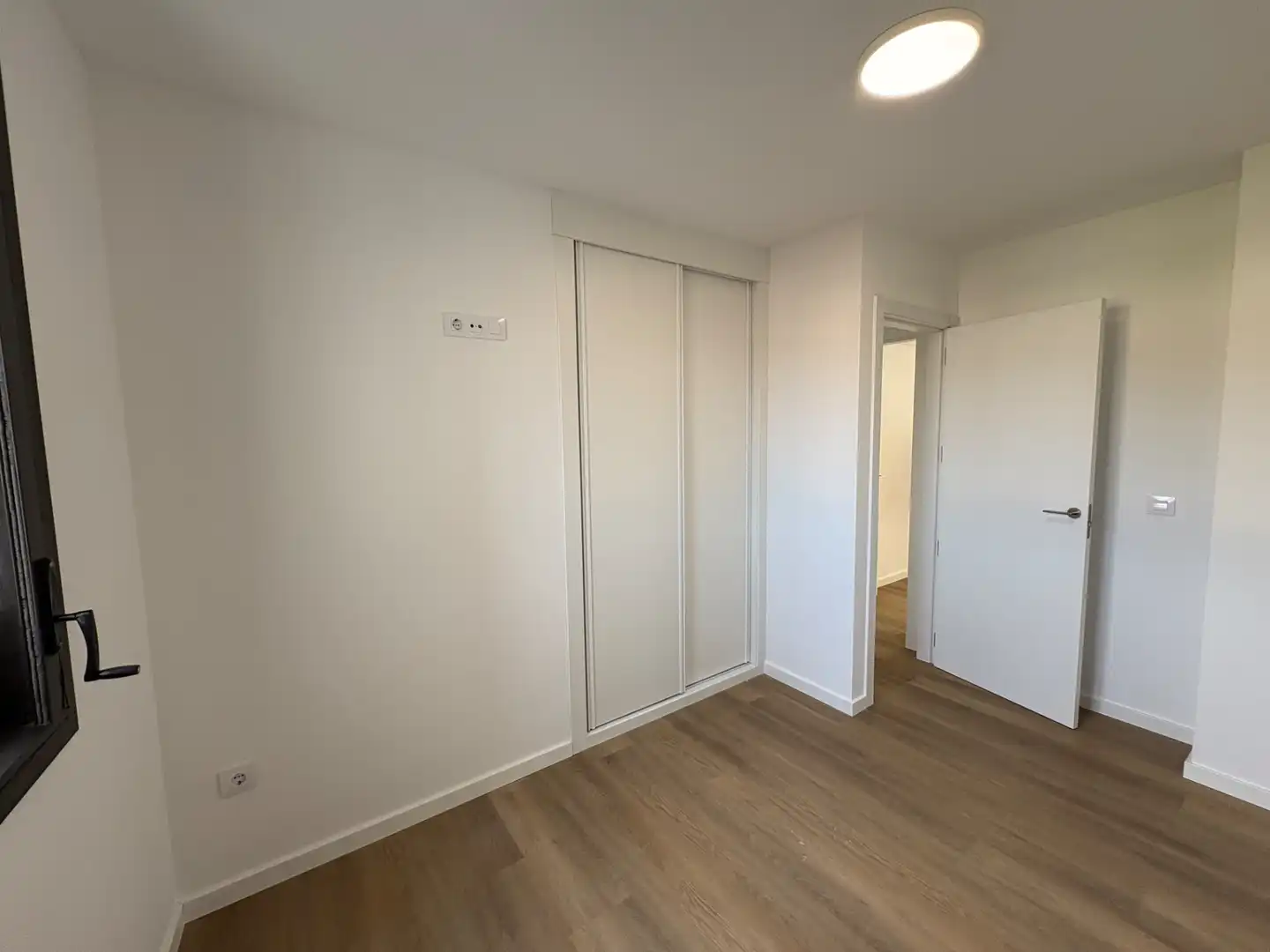 Habitación de Piso en venta en Cedeira con Trastero, Horno y Lavadora