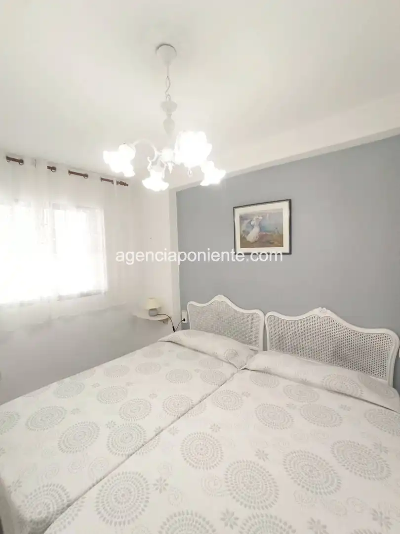 Bedroom of Apartments for rent in Benidorm  with Terrace, Furnished and Washing machine