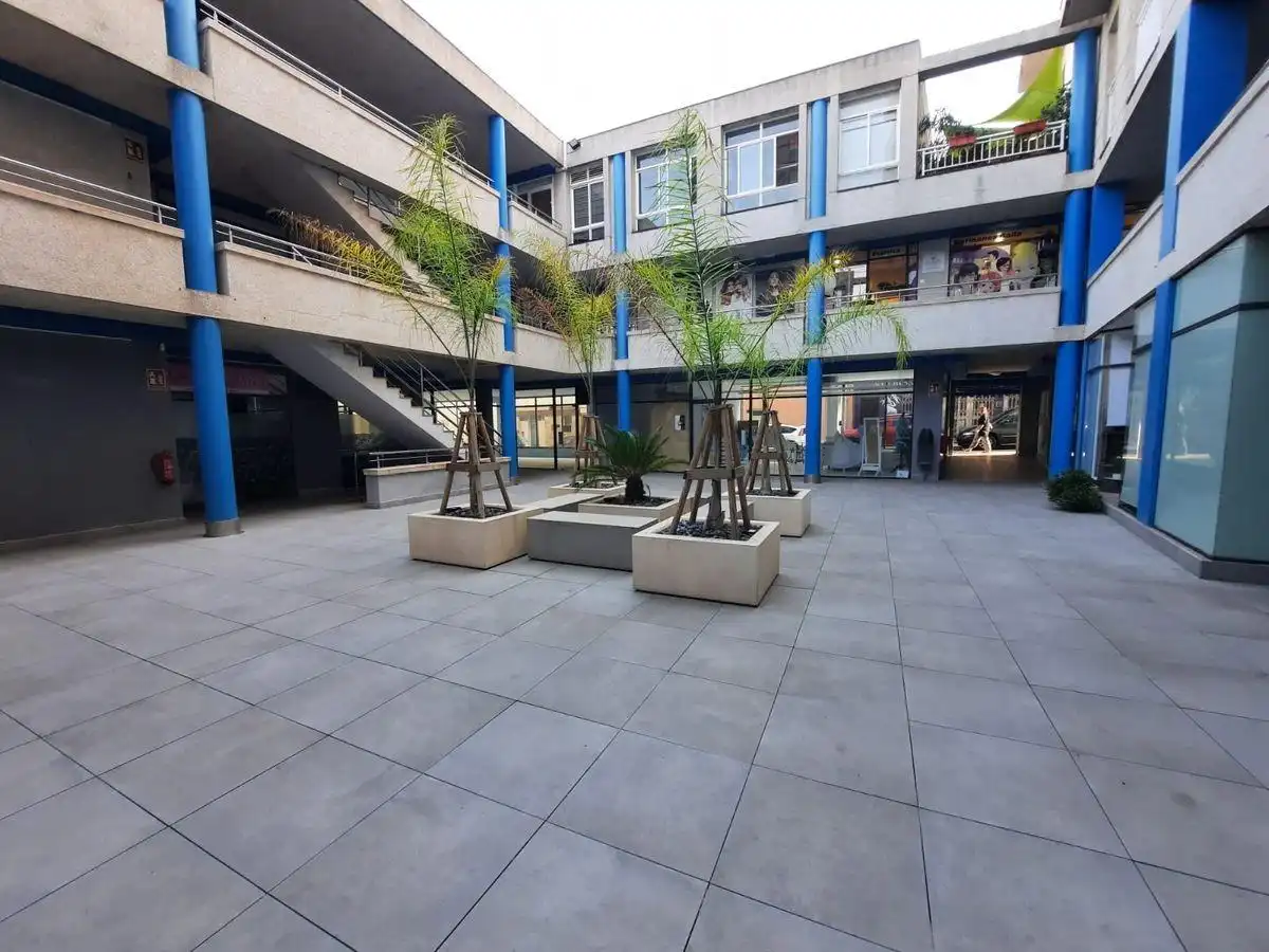 Local en venta en Centre