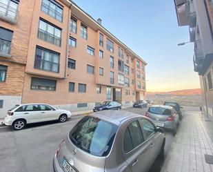 Vista exterior de Apartament en venda en Ponferrada amb Calefacció, Terrassa i Traster