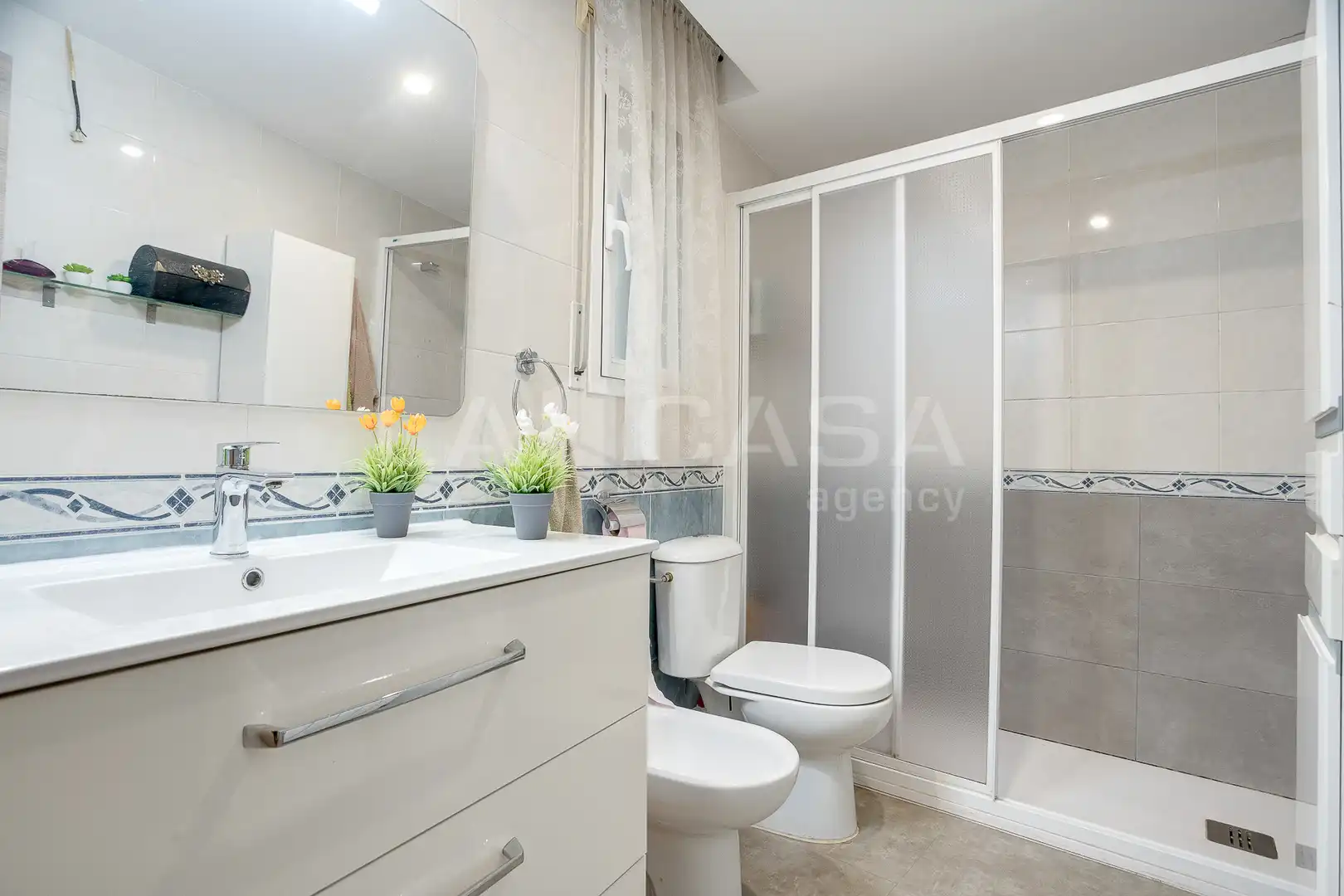 Ground floor with lift for sale in Carrer de Clara Campoamor, imagen 18