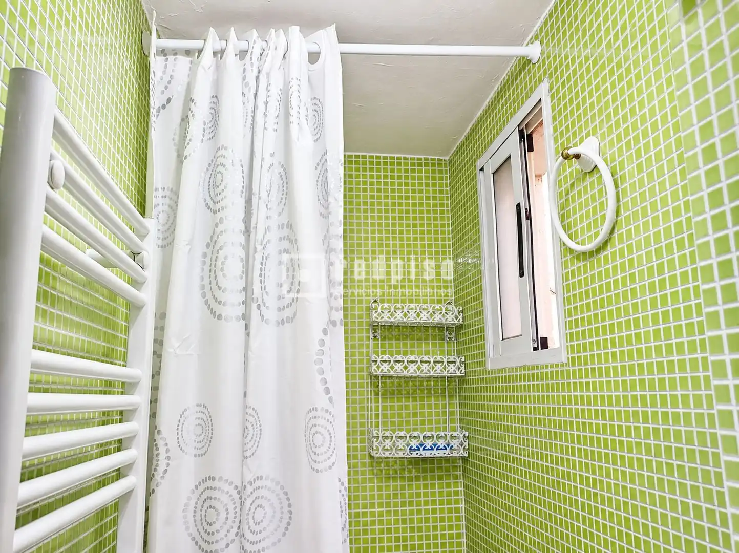 Bathroom of Flat for rent in Madrid  with Heating, Terrace and Furnished
