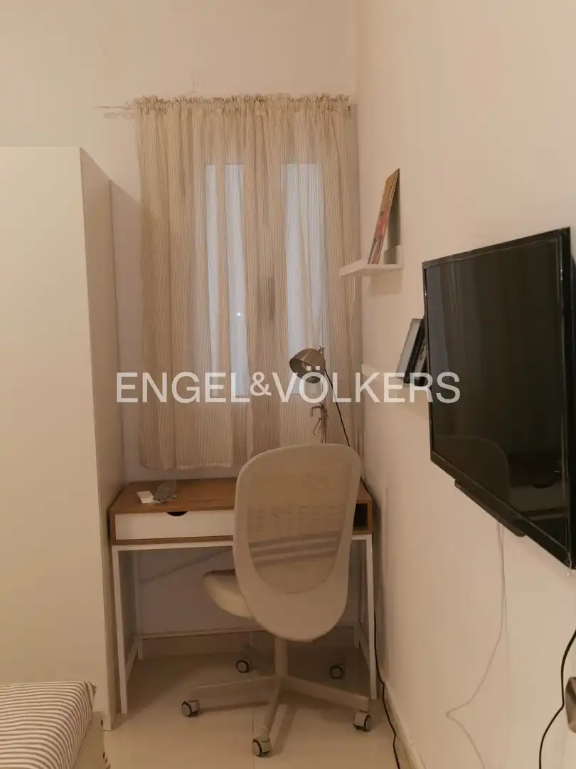 Flat for rent in Valencia  with Air Conditioner and Heating