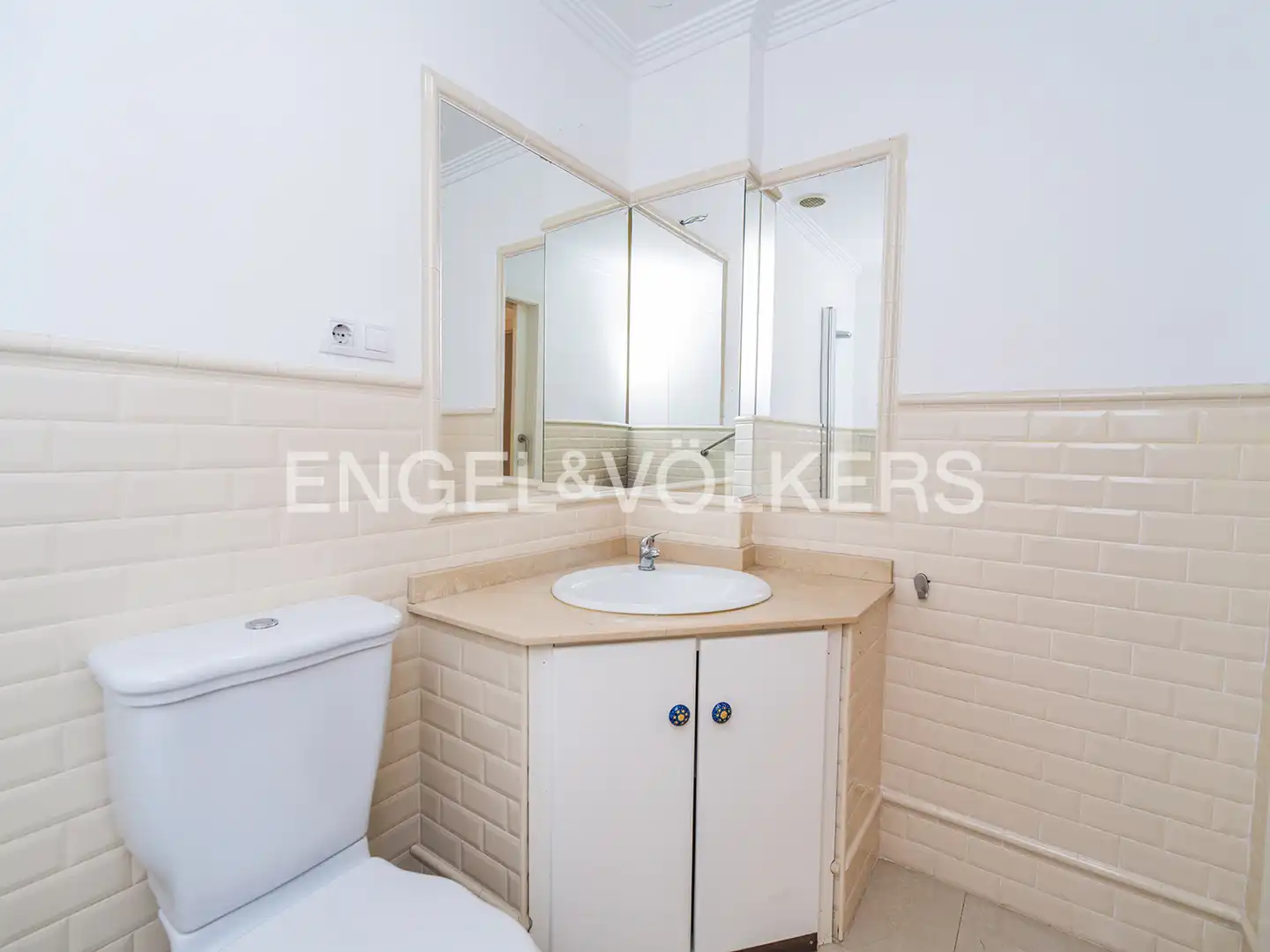 Bathroom of Attic for sale in Alicante / Alacant  with Heating and Terrace